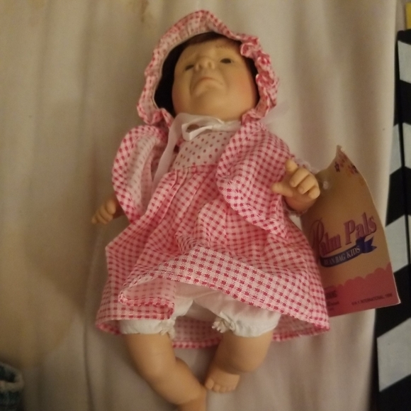 1990's Palm Pals Bean Bag Kids Ugly Face 8-inch Doll #96169 - Picture 1 of 4